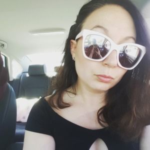 Meet your Posher, Marisa